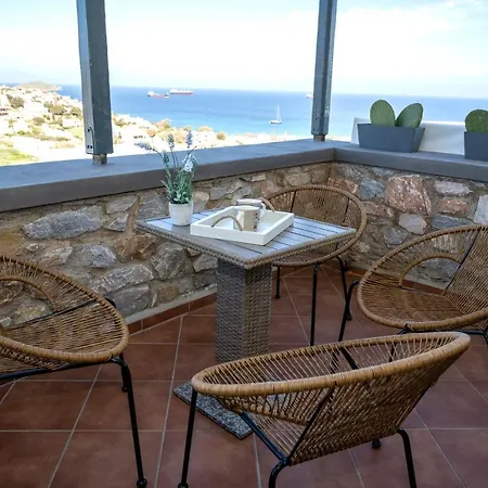 Aegean Apartment *